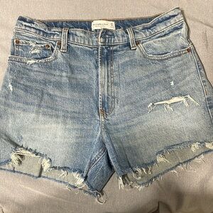 High rise 4” shorts Abercrombie & Fitch size 30/10